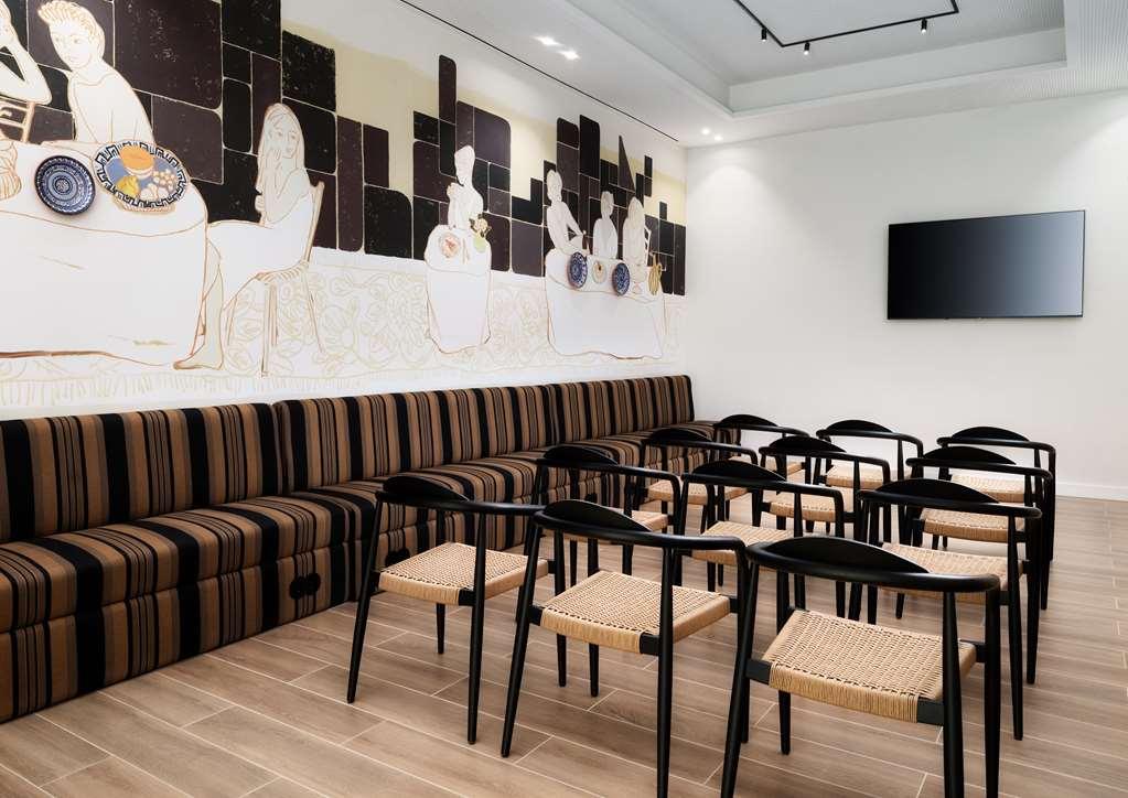 Hilton Garden Inn エヴォラ 設備 写真